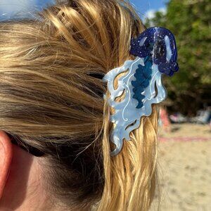NWT Jellyfish Hair Claw Clip